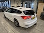 Ford Focus Wagon EcoBoost 125 pk ST-Line | Trekhaak | Winter Pack | Camera | 4 seiz. banden | Keyless entry | 100% dealer onderh.