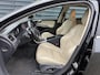 Volvo V60 2.4 D6 AWD Plug-In Hybrid Summum Navi Pdc