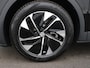 Volkswagen ID.4 Pro Business 77 kWh 204 PK | Stoelverwarming | Stuurverwarming | Navigatie | Carplay | Airco | Parkeer sensoren | Multifunctioneel stuurwiel | Adaptive cruise control | Elektrisch verstel/verwarmbare spiegels |