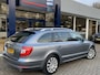 Skoda Superb Combi 2.0 TSI Elegance Business Line / Automaat / NL-Auto / 200 PK / Open-Panodak / Vol-Leder / Elektr.-Stoelen met Geheugen / Stoelverwarming / Elektr.-Achterklep / Radio-Bluetooth / Cruise-Control / Climate-Control / Keyless / LED / Navi / PDC V+A / 17'' LMV / All-Season / ENZ.