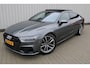 Audi A7 Sportback 55 TFSI quattro Pro Line S | Incl. 12 maanden garantie | Schuif/kantel panorama dak | 360° camera | Head-up display | Wegklapbare trekhaak | Matrix koplampen | Soft close | Memory zetels | Dode hoek detectie | Elektrische achterklep | Bowers & Wilkens | Standkachel |
