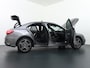 Mercedes-Benz A-klasse 250 e Star Edition AMG Line | Nightpakket | Verwarmde Voorstoelen | Sfeerverlichting | DAB+ Radio | 18" Lichtmetalen AMG Velgen
