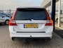Volvo V70 2.0T R-Edition / Automaat / NL-Auto / Vol-Leder / 203 PK / Stoelverwarming / Cruise-Control / Climate-Control / Bi-Xenon / Radio-Bluetooth / PDC-Achter / 18'' LMV / ENZ.