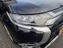 Mitsubishi Outlander 2.4 PHEV Pure+ 4WD LED ACC CAMERA STOELVERWARMING ORIG NL NAP