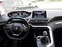 Peugeot 3008 ALLURE 1.2PT-130pk Navigatie | TREKHAAKafn | Apple Carplay & Android Auto | Cruise & Climate control | Parkeersensoren | Bluetooth | LM-velgen