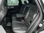 Volvo XC60 2.0 T8 Plug-in hybrid AWD Ultra Black Edition PHEV, Automaat, Luchtvering, Bowers & Wilkins audio, Gelaagde zijruiten, 360 graden parkeercamera, Stoelmassage, Stoelventilatie, Trekhaak semi elektrisch, Extra getinte ramen vanaf B-stijl