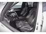 Volvo XC90 2.0 T5 AWD R-Design Scandinavian Line/Extra getinte ruiten