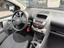 Toyota Aygo 1.0-12V 5Drs Nieuwe apk Weinig kilometers