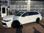 Volkswagen Passat Variant 1.5 eHybrid R-Line Edition | 272 Pk AutomaatMatrix LED | Panoramadak | Head-Up | Black Style | Trekhaak | 18" | 40.050 Km!!
