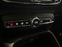 Volvo XC40 2.0 B4 Business Pro | AUTOMAAT | TREKHAAK | VOORSTOELEN VERWARMBAAR | CAMERA | NAVI | CARPLAY