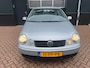 Volkswagen Polo RIJKLAAR/1e EIG/DEALER ONDERHOUDEN/2X SLEUTEL/BOEKJES