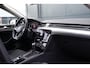 Volkswagen Passat Variant 1.5 TSI Business Automaat | Panoramadak | Elektr. Trekhaak | Stoelverwarming | Camera | Keyless | Adaptieve Cruise Control