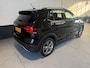 Volkswagen T-Cross 1.5 TSI Business R / AUTOMAAT / R-LINE / NAVIGATIE / CRUISE / CLIMATE / TREKHAAK / NL-AUTO/HOGE ZIT/ HALF LEDER