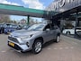 Toyota RAV4 2.5 Hybrid AWD Bi-Tone | FACE LIFT MODEL | LED KOPLAMPEN | NAVIGATIE | KEYLESS ENTRY/GO | LEDER | 360 CAMERA | DOEDEHOEK DETECTIE | PANORAMA DAK | STOELVERWARMING/ KOELING | ELEKTRISCHE STOELEN |