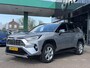 Toyota RAV4 2.5 Hybrid AWD Bi-Tone | FACE LIFT MODEL | LED KOPLAMPEN | NAVIGATIE | KEYLESS ENTRY/GO | LEDER | 360 CAMERA | DOEDEHOEK DETECTIE | PANORAMA DAK | STOELVERWARMING/ KOELING | ELEKTRISCHE STOELEN |