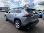 Toyota RAV4 2.5 Hybrid AWD Bi-Tone | FACE LIFT MODEL | LED KOPLAMPEN | NAVIGATIE | KEYLESS ENTRY/GO | LEDER | 360 CAMERA | DOEDEHOEK DETECTIE | PANORAMA DAK | STOELVERWARMING/ KOELING | ELEKTRISCHE STOELEN |