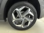 Hyundai Tucson 1.6 T-GDI HEV PREMIUM | CHIQUE IVOOR LEDER | CLIMA | CRUISE | 360 CAMERA | NAVI | 19'' LM VELGEN | STOEL- & STUURVERWARMING | PRIVACY GLASS |