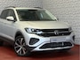 Volkswagen T-Cross 2.056KM! 116PK (18'' R-LINE LMV) AFN.TREKHAAK CAMERA VIR.COCKPIT STOELVERW. ADAP.CRUISE LMV CARPLAY  r-line velgen  ✅Top Auto's Wijchen✅ 170 Nieuwe en bijna nieuwe Auto's met : Benzine /  PHEV / Plug in hybrid / Hybrid / Mild hybrid / HEV /Keuze uit  R-Line / Style / Life etc