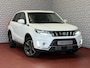 Suzuki Vitara 1.4 BOOSTERJET HYBRID SMART HYBRID STYLE PANORAMA SCHUIFDAK LEER CARPLAY NAVI CAMERA PDC STOELVERW. ✅Top Auto's Wijchen✅ 170 Nieuwe en bijna nieuwe Auto's met : Benzine /  PHEV / Plug in hybrid / Hybrid / Mild hybrid / HEV /