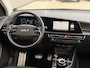 Kia Niro EV ExecutiveLine 64.8kWh | Schuif/Kantel dak | Warmtepomp | ACC | Harman/Kardon | Stoelverwarming + Verkoeling | Stuurverwarming | Achterbank verwarmd | Apple Carplay | Keyless |