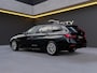 BMW 3-Serie touring 330e Advantage Pano l Leder l Driver Assistance Pack l Stuur sto