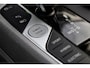 BMW 3-Serie touring 330e Advantage Pano l Leder l Driver Assistance Pack l Stuur sto