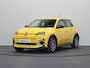 Renault R5 5 urban range evolution 40 kWh | 17% bijtelling | Stoelverwarming | DC lader | Parkeersensoren achter | Warmtepomp |