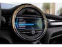 MINI Mini Electric Cooper SE Yours 33 kWh | Dakraam | Harman kardon | Keyless entry | Sportstoelen | Camera | Head-up display | Stoelverwarming | LED | DAB | High beam assist | Climate control