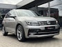 Volkswagen Tiguan 1.5 TSI AUT. *!* 2x R-LINE *!* PANODAK/ RADAR/ 19 INCH/ CAMERA/ TREKHAAK *!*