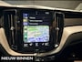 Volvo XC60 2.0 T5 Inscription. Pano. Apple-carplay. Leer. Winterwielen. Hollandse auto met NAP