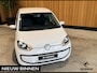 Volkswagen Up! 1.0 move up! BlueMotion. 5-drs. Airco. Dealer onderhouden. Hollandse auto met NAP