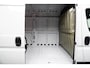Peugeot Boxer 2.2 BlueHDi 140 S&S L3H2 3.5t | Adapt. Cruise | Camera | LED | Airco | Dodehoekbewaking | PDC