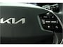 Kia Niro EV Light Edition 64.8 kWh Automaat SOH 98,8% Airco - Apple Carplay/Android Auto - Cruise Control - Navigatie - Fabrieksgarantie tot 05-2031