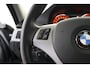BMW 3-Serie 325xi xDrive Panorama / Opendak / Navigatie / Cruise / PDC / Bluetooth