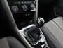 Volkswagen T-Roc 1.0 TSI Style 110 PK | handgeschakeld | Cruise Control Adaptief | Airco | Bluetooth | Parkeersensoren voor en achter |