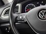 Volkswagen T-Roc 1.0 TSI Style 110 PK | handgeschakeld | Cruise Control Adaptief | Airco | Bluetooth | Parkeersensoren voor en achter |