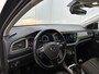 Volkswagen T-Roc 1.0 TSI Style 110 PK | handgeschakeld | Cruise Control Adaptief | Airco | Bluetooth | Parkeersensoren voor en achter |