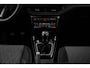 Volkswagen T-Cross Life Edition | Achterlichten LED | Afstandscontrolesysteem (Front Assist) | Airconditioning automatisch, 2-zone (Climatronic)