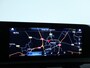 Mercedes-Benz A-klasse 250 e Plug-In Hybride | Parkeerpakket met Camera | Stoelverwarming | DAB | LED verlichting | Cruise Controle | Inclusief 24 maanden Mercedes-Benz Certified garantie voor Europa.