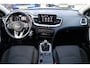 Kia Ceed 1.0 T-GDi Dynamicline | Adap. Cruise | Stoel-/Stuurverwarming | Camera | Carplay | Climate Control