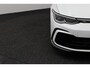 Volkswagen Golf 1.5 eTSI R-Line Business | Panoramadak | Parkeercamera | Navigatie