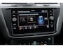 Volkswagen Tiguan 1.4Tsi e-Hybrid 245Pk Aut. | Plug-In Hybride | R-Line | Panoramadak | Achteruitrijcamera | Trekhaak | 19''