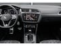 Volkswagen Tiguan 1.4Tsi e-Hybrid 245Pk Aut. | Plug-In Hybride | R-Line | Panoramadak | Achteruitrijcamera | Trekhaak | 19''