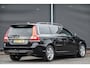 Volvo V70 2.0 D4 181Pk | Nordic+ | Leder | Bi-xenon | Parkeersensoren | Afneembare trekhaak | 17''