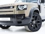 Land Rover Defender 110 2.0 P400e Urban | Panoramadak | Explorer Pack | LIghtbar | 360 | Trekhaak | Meridian | Sidesteps | Carplay