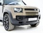Land Rover Defender 110 2.0 P400e Urban | Panoramadak | Explorer Pack | LIghtbar | 360 | Trekhaak | Meridian | Sidesteps | Carplay