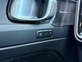 Volvo EX40 Single Motor Extended Range Plus 82 kWh | Europa | Stoel/stuur verwarming | Keyless entry/start | Memory | Harman/Kardon | Adaptief | Pilot Assist |