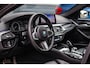 BMW 5-Serie Touring 520d M-Sport *Pano*4-Wiel besturing*Head-Up*Trekhaak*