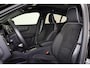 Volvo C40 Single Motor Extended Range Ultimate 82 kWh - Panoramadak - IntelliSafe Assist & Surround - Harman/Kardon audio - 360 Graden Camera - Verwarmde voorstoelen & stuur - Parkeersensoren voor & achter - Warmtepomp - Extra getint glas - Elektr. inklapbare trekhaak - 20' LMV