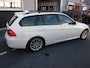 BMW 3-Serie 2.0 318 I TOURING 105KW High Executive